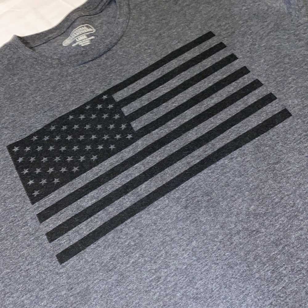 Pivotal Partners  Men's T-Shirt American flag size large